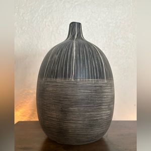 Creative muse ceramic vase